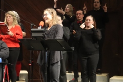 cantata-choir-2024-janine-solo2